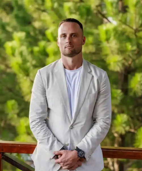  Dr. Micah Craig